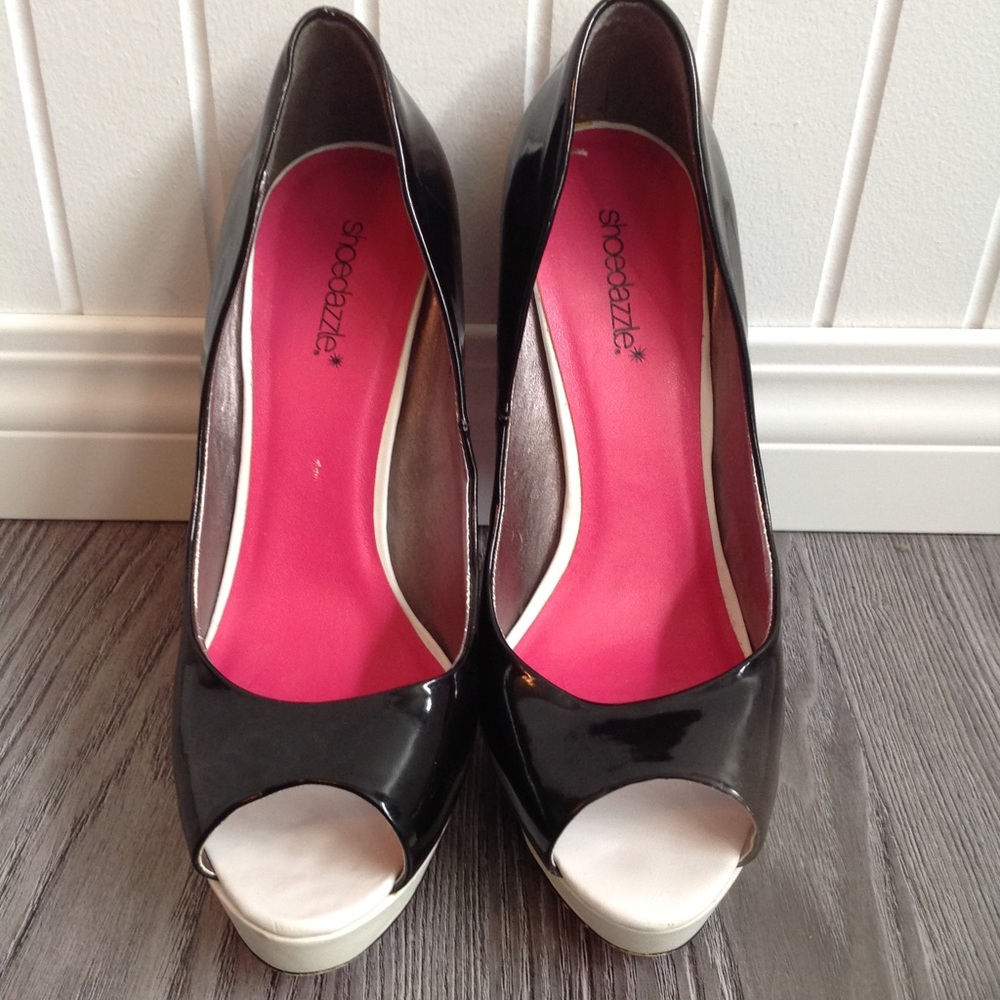 Statement Stillettos! - Picture 2 of 6